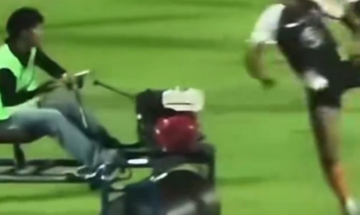 Andros Townsend WPADA POD ROZPĘDZONY WALEC przed meczem w Tajlandii xD [VIDEO]